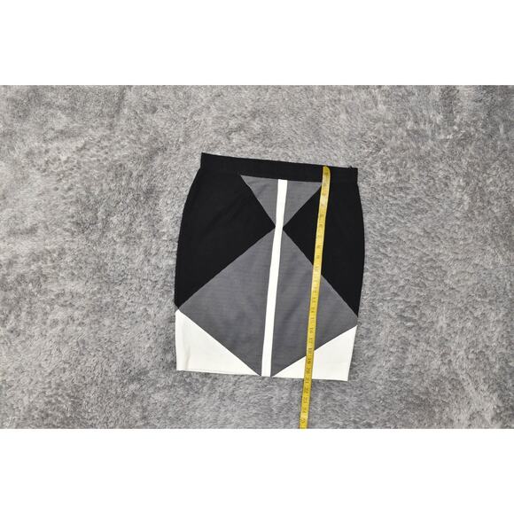 NEW Ann Taylor Black Nylon Straight Skirt Size 4 Geometric Zip - Picture 2 of 7